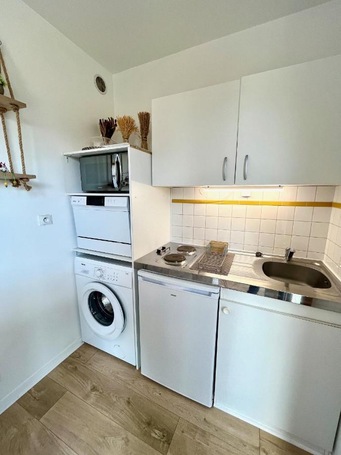 Salm, Coquet Studio Avec Balcon Ouistreham Dış mekan fotoğraf
